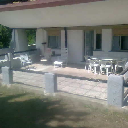 Condominio Gongolo Apartment Viola