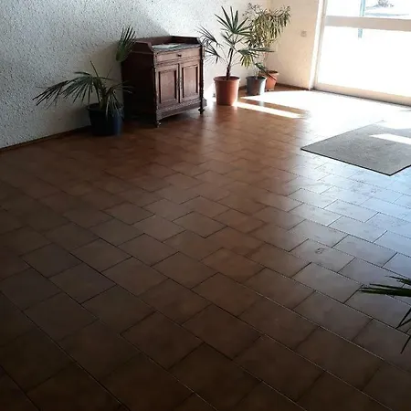 Condominio Gongolo * Viola